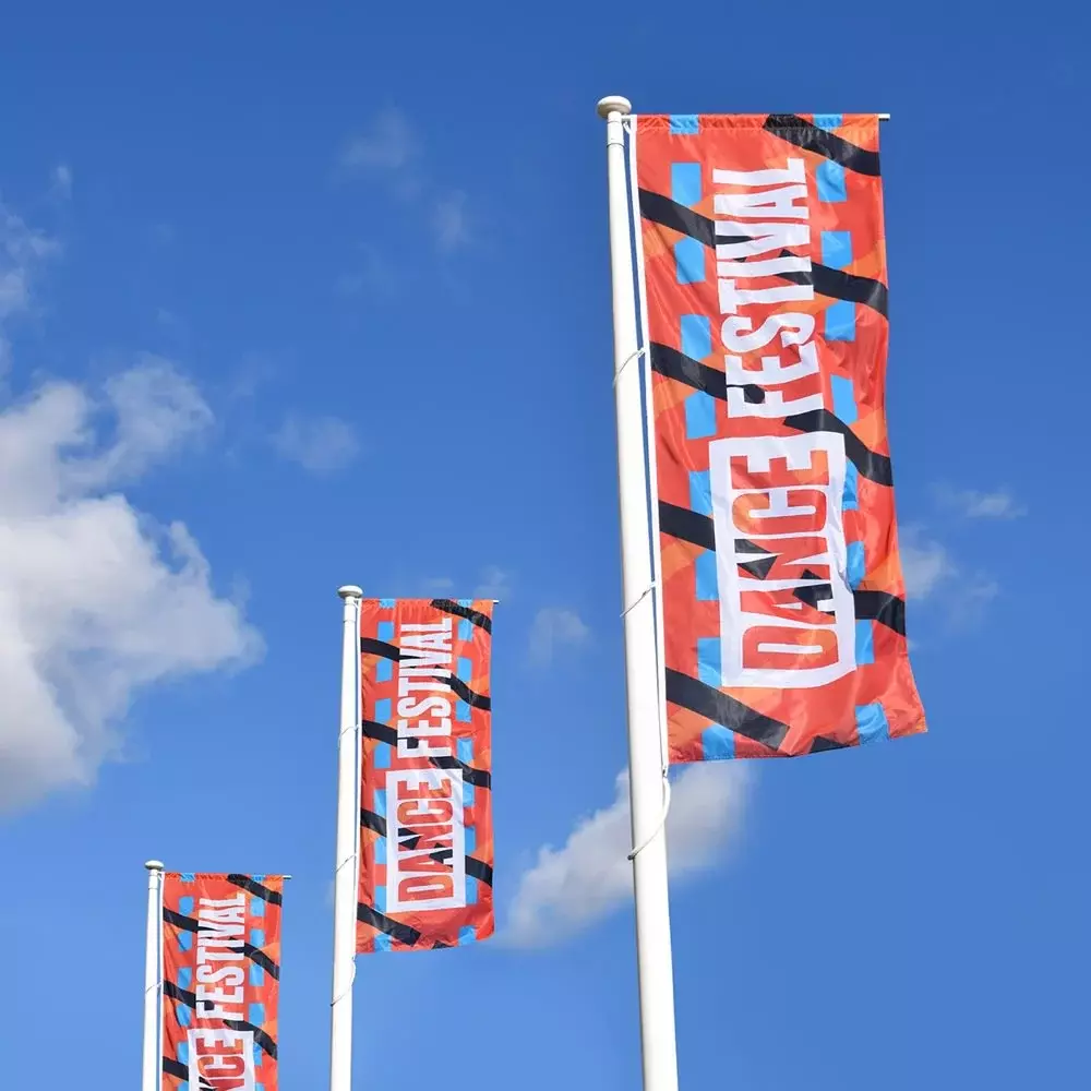 Drapeau publicitaire personnalisé – visuel 2